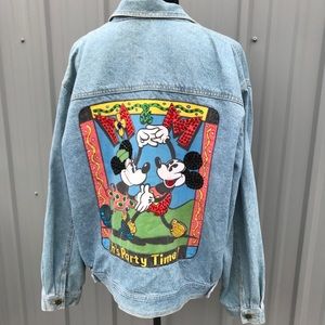 Vintage 90s Disney denim jacket!